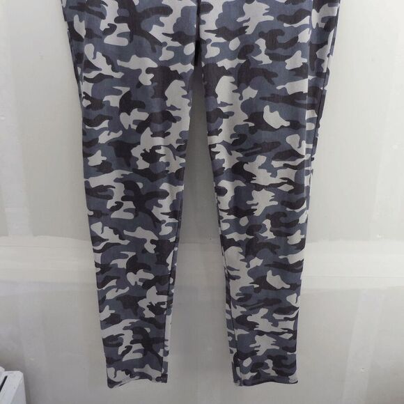 Faded Glory Jeggings Womens 2XL 20 Gray Camouflage Camo Chino Pull On Pants - Picture 8 of 10